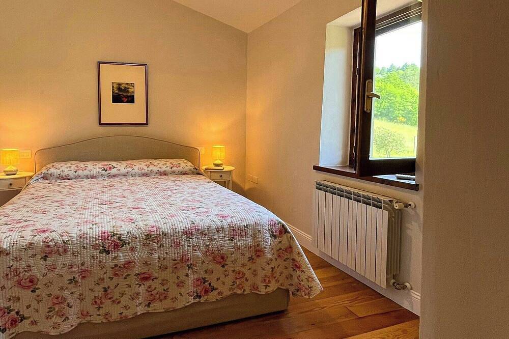 Ganze Wohnung, Landhaus mit Pool, 3 km von Sansepolcro entfernt in Sansepolcro, Valtiberina