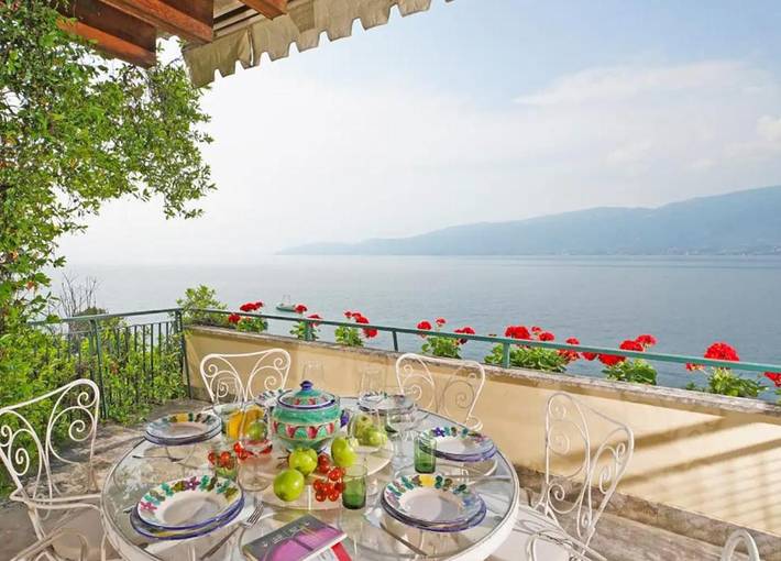 Ferienhaus für 12 Personen, mit Pool und Sauna sowie Garten und Seeblick, mit Haustier in Gargnano - 4