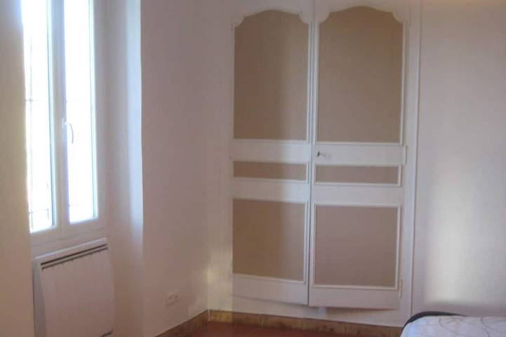 Gîte pour 5 personnes, avec terrasse à Collobrières - 3