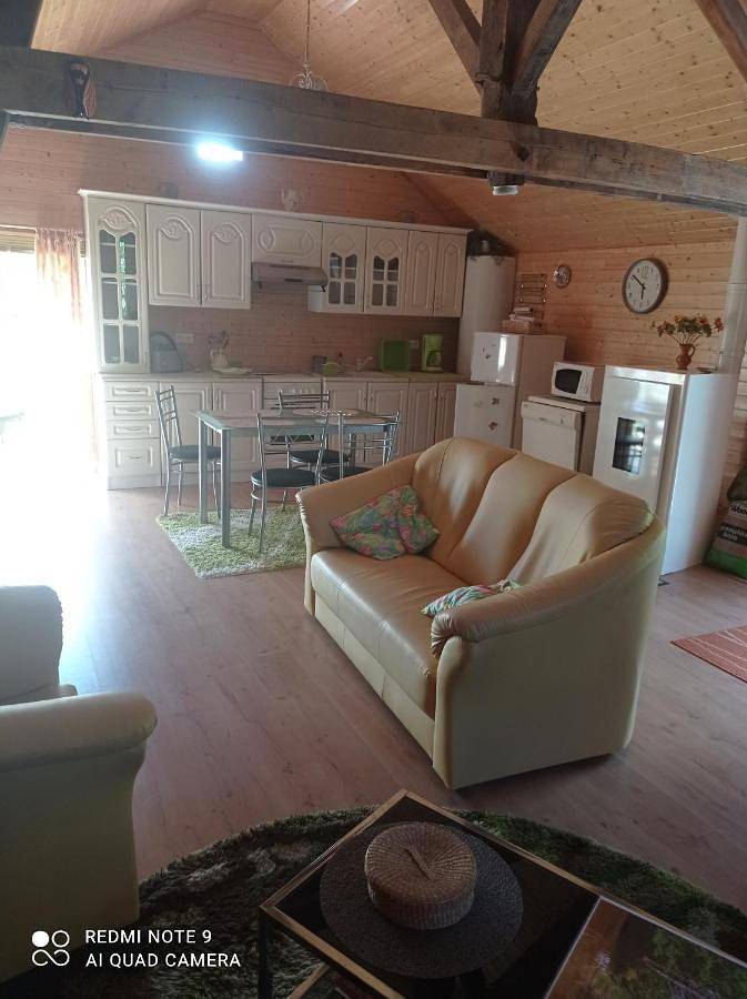 Gîte pour 4 personnes, avec terrasse ainsi que jardin et vue, animaux acceptés à Noailhac - 2