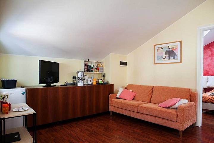 Chambre d’hôte pour 5 personnes, avec terrasse et vue à Fino Mornasco