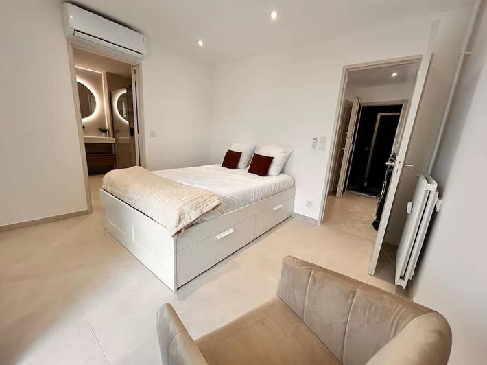 Gîte pour 4 personnes, avec vue et balcon dans Gare De Saint Raphael Valescure - 4