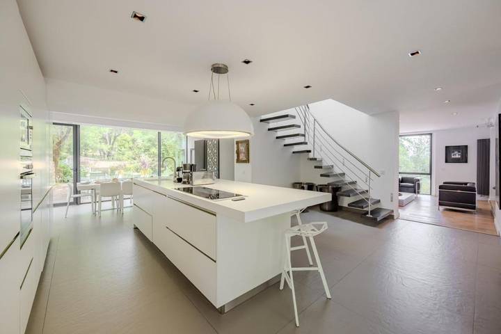 Gîte pour 8 personnes, avec piscine et jardin à Solliès-Ville - 3