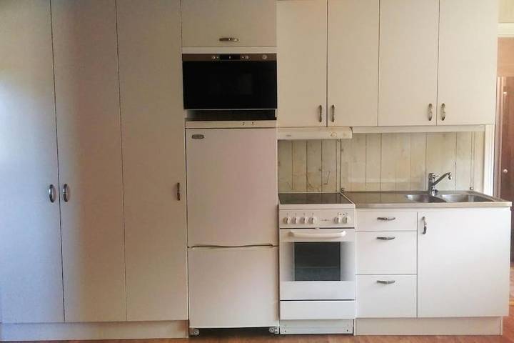 Gîte pour 3 personnes, avec terrasse et jardin à Umea - 4