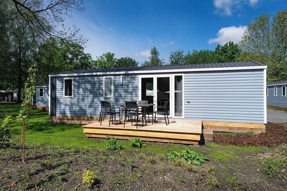 Chalet mit 4 Schlafzimmern und Terrasse in Nordholland