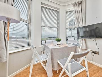 Apartment for 4 People in Portrush, County Antrim, Photo 2