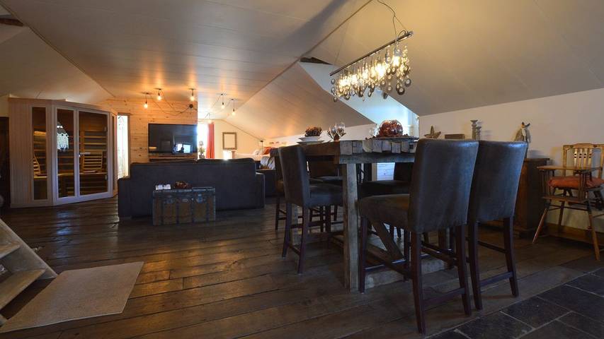 Location de vacances pour 2 personnes, avec sauna et jacuzzi ainsi que jardin et piscine à Theux - 4