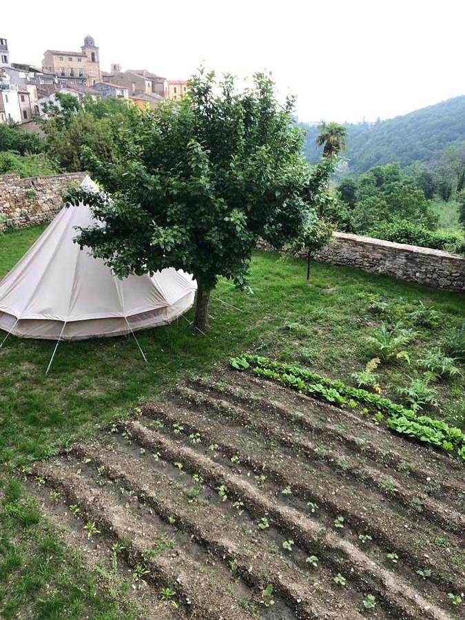 Appartamento per 2 persone, con giardino e panorama in Ripatransone