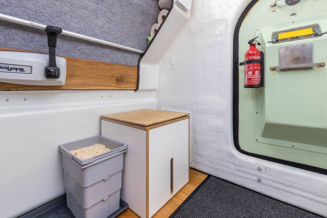 Boot 'Besonders Ausgebautes Rettungsboot' met Wi-Fi, foto 14