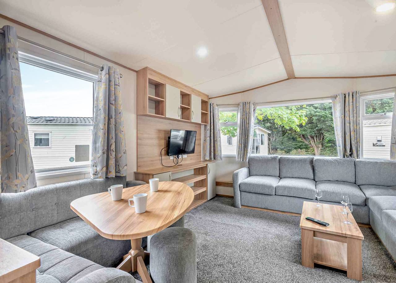 Gold 3 Bedroom Caravan, Sleeps 8 in Great Yarmouth, The Broads