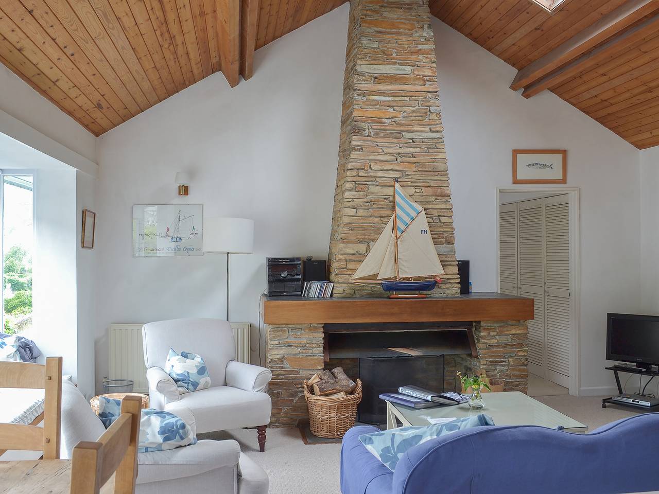 Topsail in Newton and Noss, South Devon