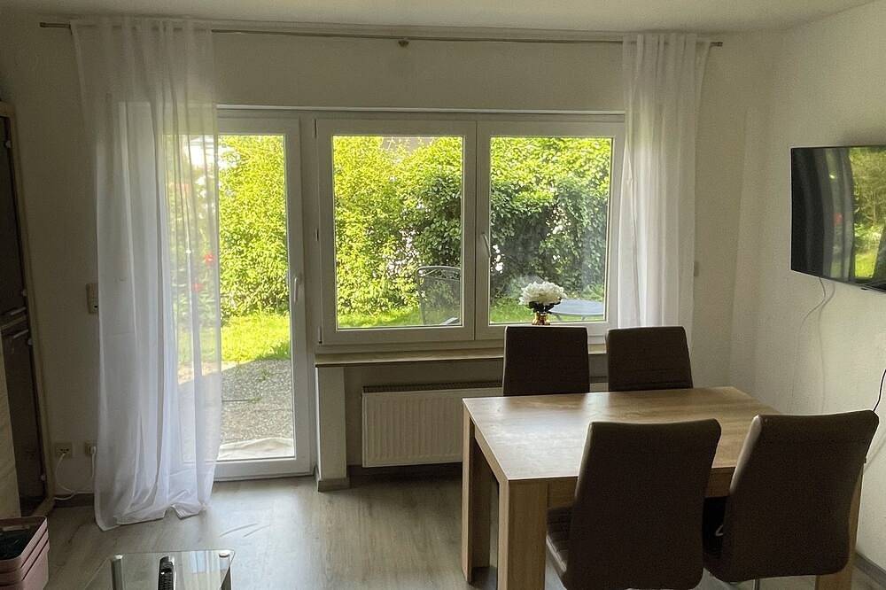 Ganze Wohnung, Ferienwohnung Schlossblick \ngemütlich-Moderne Wohnung mit Terrasse und Ausblick in Heiligenstadt, Fränkische Schweiz