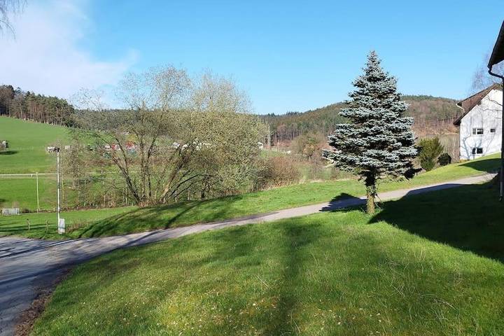 Ferienwohnung für 5 Personen, mit Terrasse und Garten sowie Ausblick in Oberzent - 3