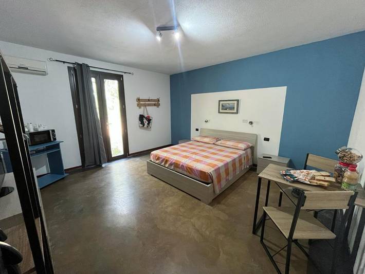 Location de vacances pour 2 personnes, avec Jardin et Vue à Arborea