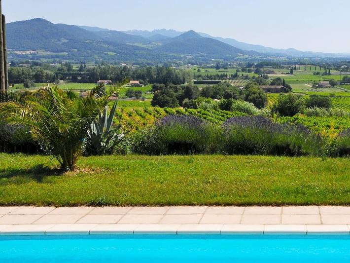 Villa in Villedieu mit Schwimmbecken in Villedieu, Vaucluse