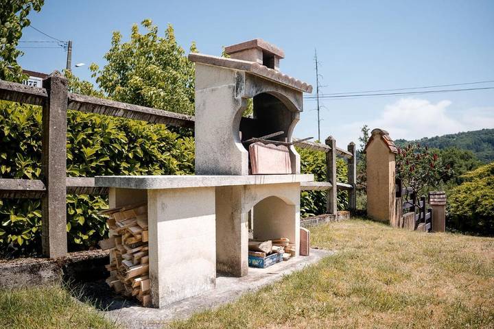 Location de vacances pour 7 personnes, avec Terrasse ainsi que Jardin et Piscine à Gagnac-sur-Cère - 3