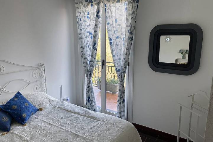 Location de vacances pour 4 personnes, avec balcon à Leivi - 2