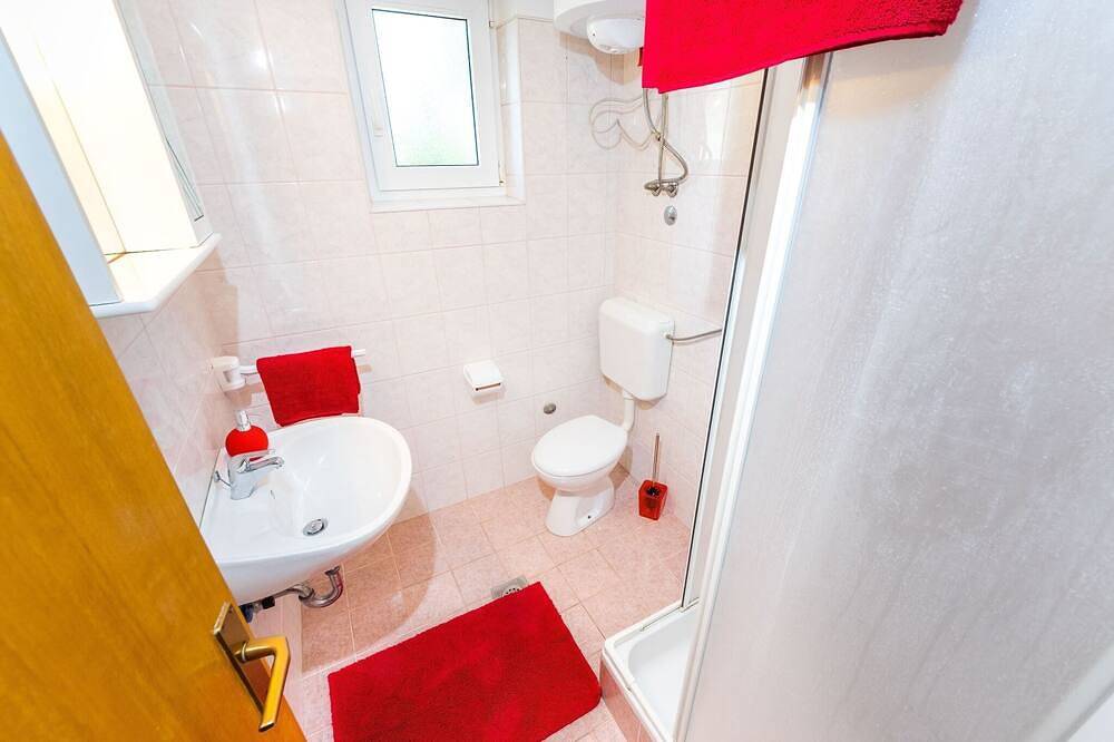 Cijeli apartman, Two bedroom apartment near beach Vrsi - Mulo, Zadar in Mulo, Vrsi