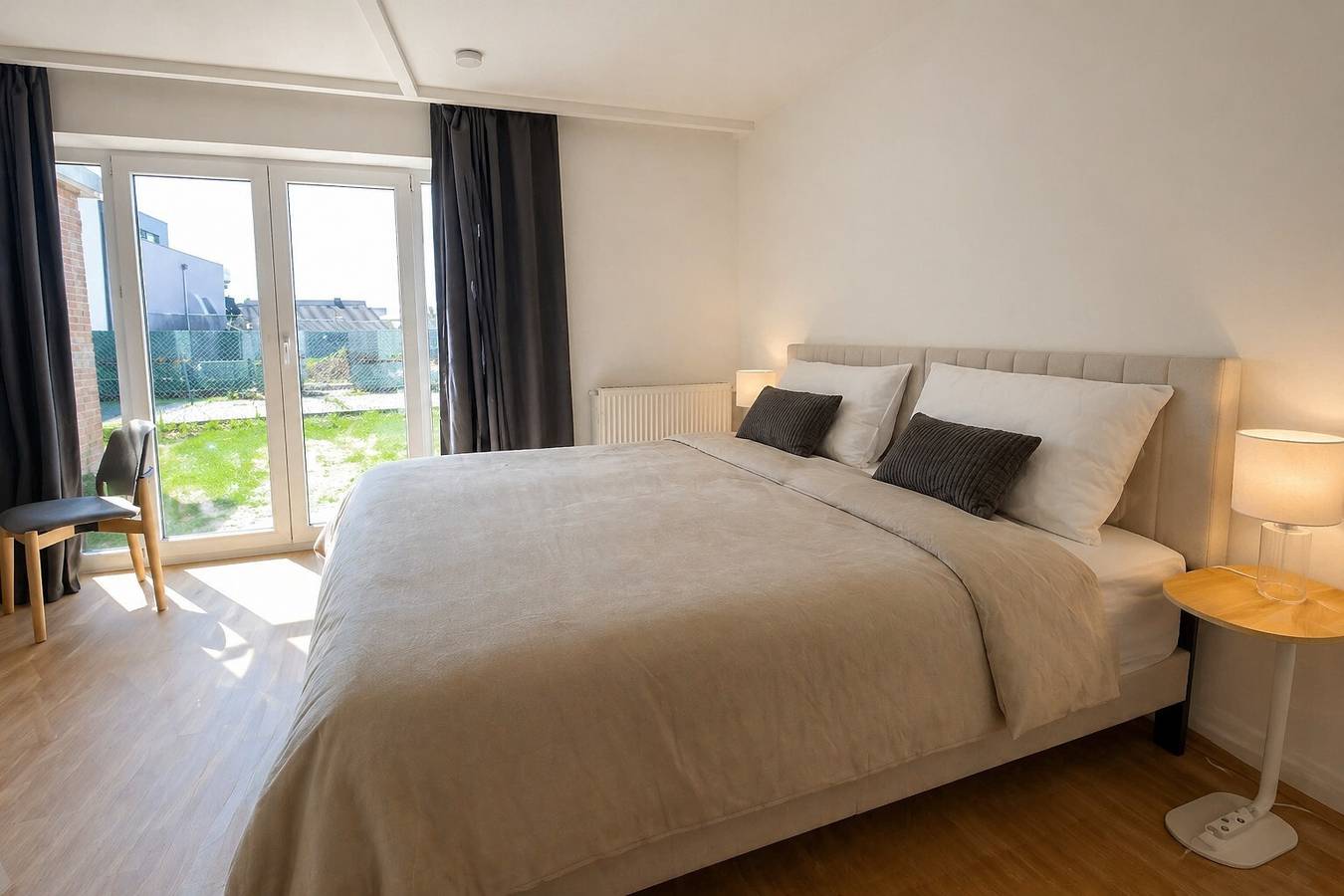 Apartamento entero, Apartamento '1-1' con terraza privada, jardín privado y Wi-Fi in Lübeck (Ciudad), Lübeck