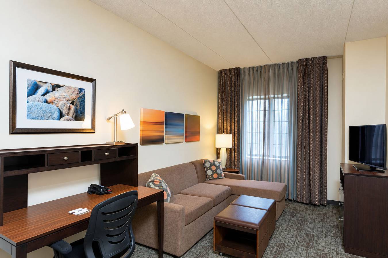 Staybridge Suites Chicago-Oakbrook Terrace in Condado de DuPage