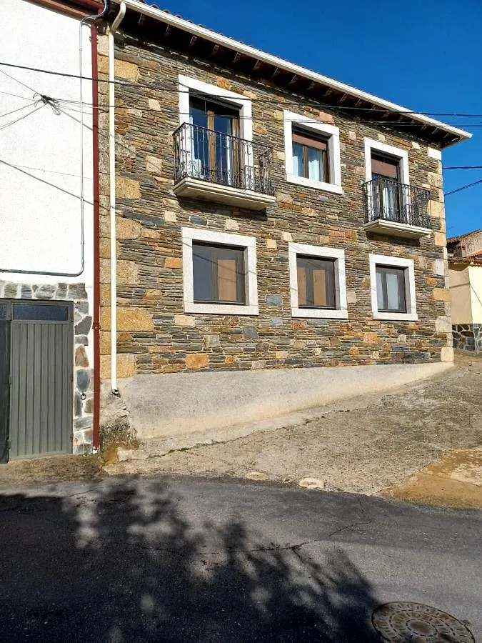 Casa de vacaciones para 5 personas, con balcón y jacuzzi - 1