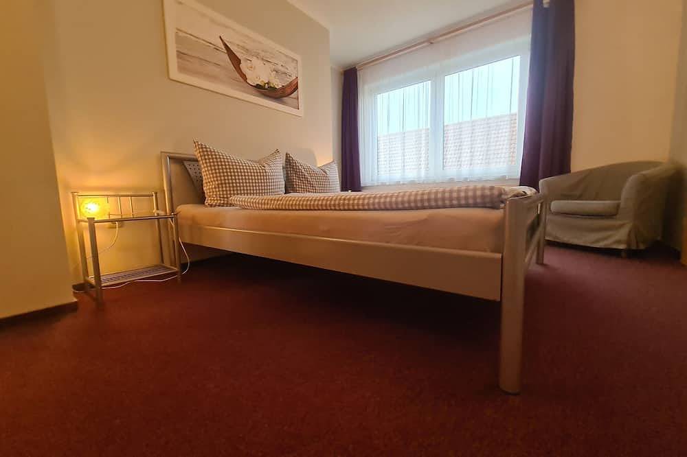 Ganze Wohnung, Landhaus Gersdorf nahe Ostseebad Kühlungsborn - 3-Raum-Ferienwohnung im Landhaus in Gersdorf, Biendorf