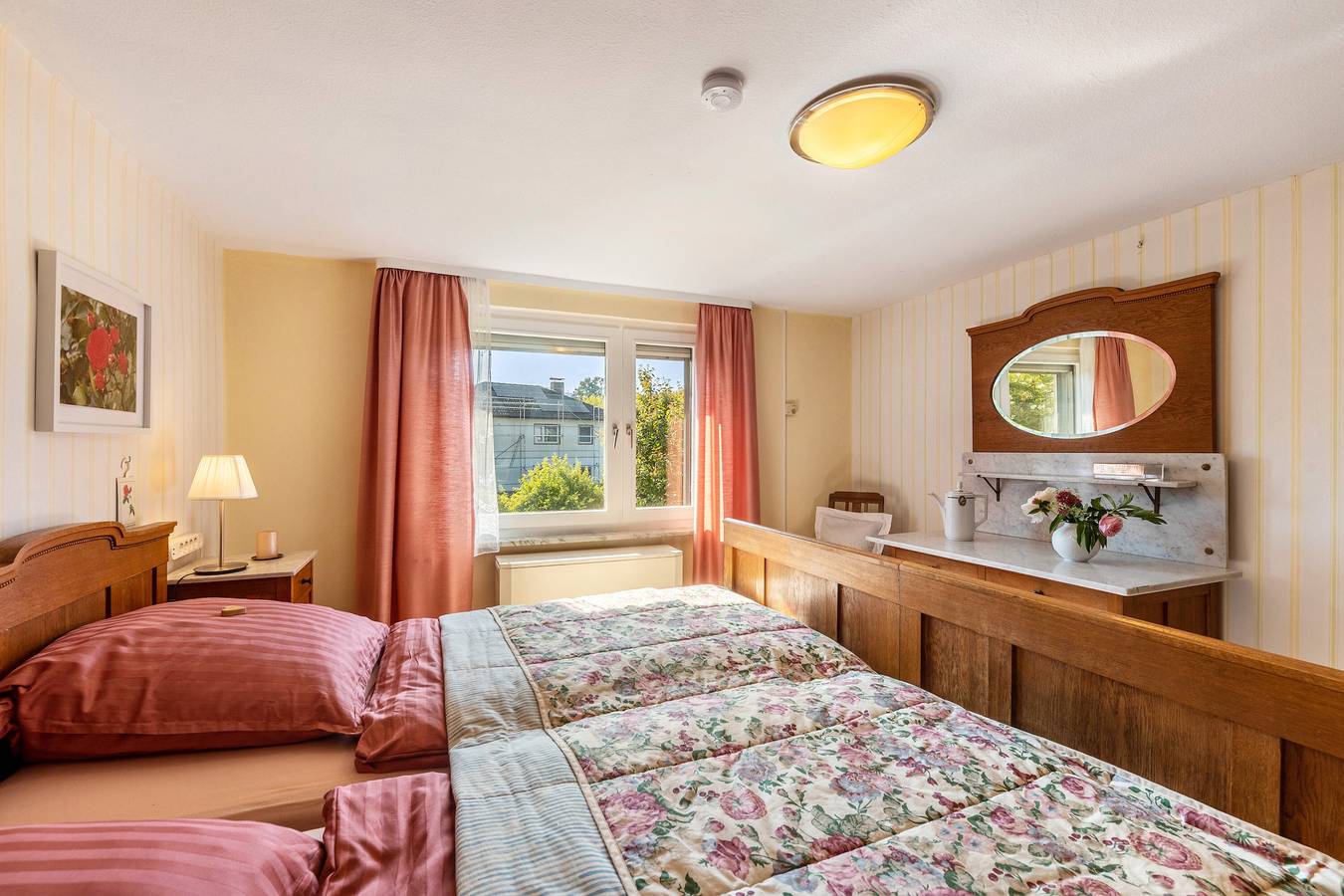 Ganze Wohnung, Ferienwohnung 'Prinzessinengarten' mit privater Terrasse, privatem Garten und Wi-Fi in Jesberg, Schwalm-Eder-Kreis