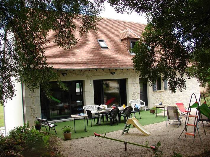 Location de vacances pour 14 personnes, avec vue et jardin, adapté aux familles à Lacave - 3