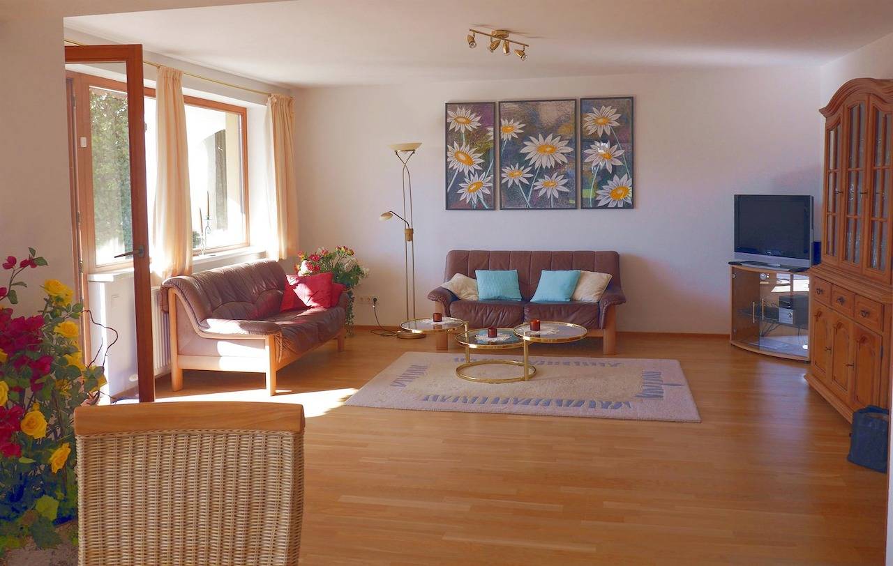 Ganze Ferienwohnung, Apartment/2 Schlafräume/Dusche, Bad, Wc in Bad Häring, Kitzbüheler Alpen