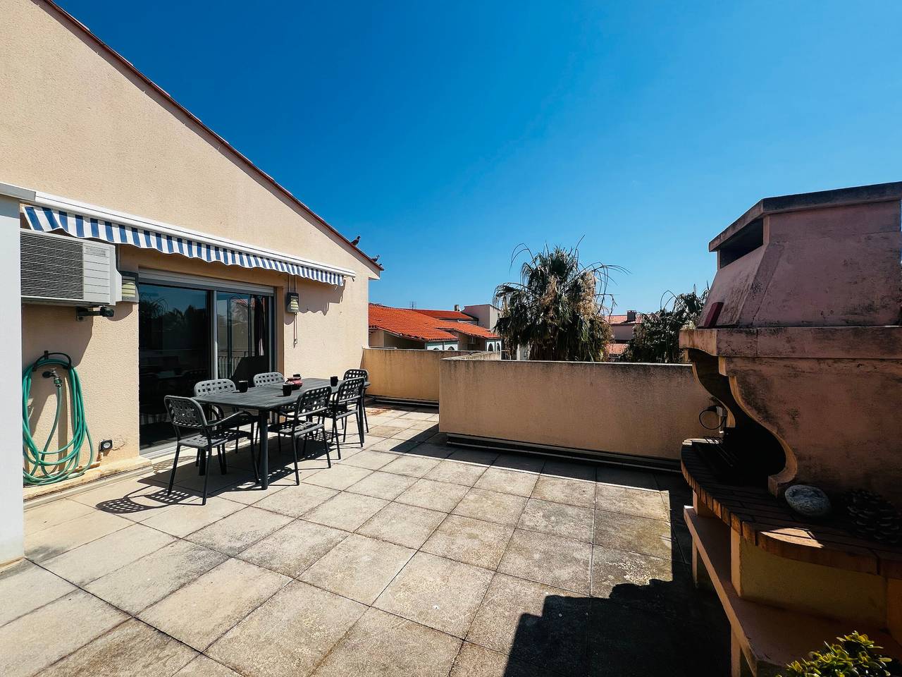 Entire apartment, 2-Room Apartment in Argelès, Terrace and Parking in La Côte Vermeille, Argelès-sur-Mer