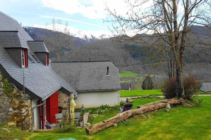 Gîte pour 4 personnes, avec terrasse et jardin, animaux acceptés à Gaillagos