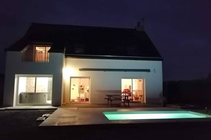 Ferienhaus für 13 Personen, mit Garten und Whirlpool