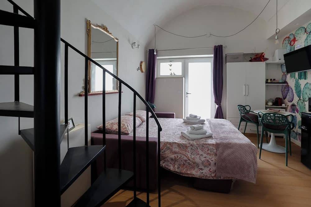 Center Sicily house with panoramic terrace Cin It086011C2Pmhszl62 in Leonforte, Enna Provinz