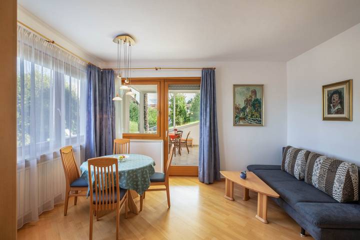 Appartement entier, Appartement 'Annenhof Spatz In Der Hand' avec vue sur la montagne, terrasse partagée et Wi-Fi in Kalterer See, Caldaro sulla Strada del Vino