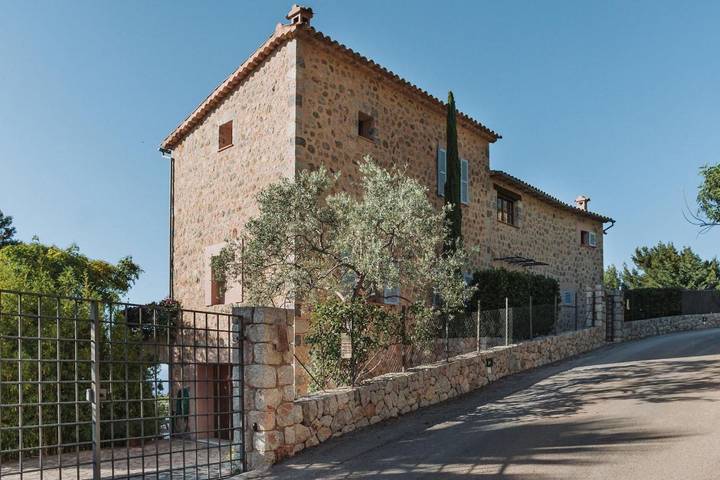 Deluxe Villa in Deià, Coast of Mallorca