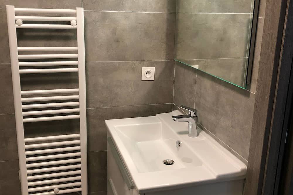 Appartamento intero, Appartamento in una nuova residenza in Cargese, Parco naturale regionale della Corsica