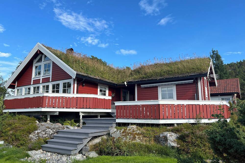 Stor Hytte med Praktfull Havutsikt in Bjugn
