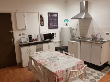 Studio pour 4 Personnes dans Chasseneuil-du-Poitou, Vienne (France), Photo 3