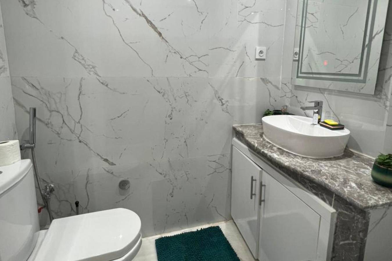 Appartement de vacances entier, 1 Bed Apartment - Balcony, Wifi, Parking in arrondissement de Guéliz, Marrakech