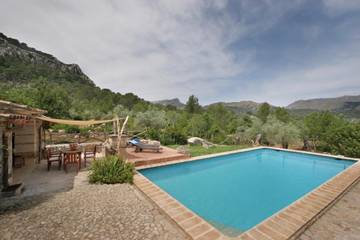 Villa in Pollença, Serra de Tramuntana für 8 