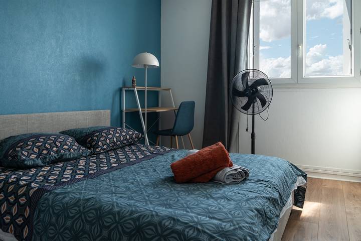 Apartamento entero, La Canopée Berruyère - Appt 8 personnes in Bourges, Región de Bourges