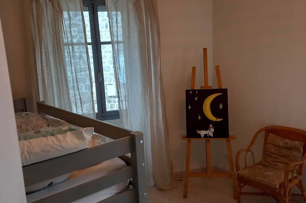 Small house for rent in Lozère near Lac de Naussac Pets welcome in Naussac-Fontanes, Mende und Umgebung