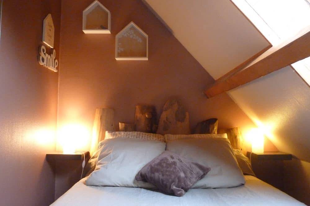Cabaña cubierta con paja en Normandía, cerca de Honfleur, Deauville Pont l'Eveque Le Havre in Beuzeville, Región de Bernay