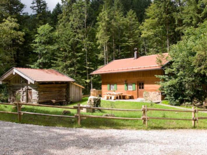 Hütte für 9 Personen, mit Terrasse und Whirlpool sowie Garten und Sauna am Spitzingsee