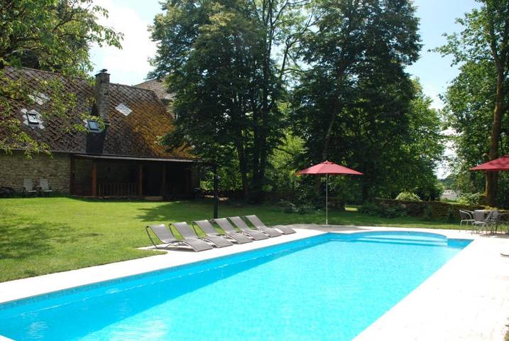 Location de vacances pour 6 personnes, avec piscine et jardin à Saint-Julien-aux-Bois - 2