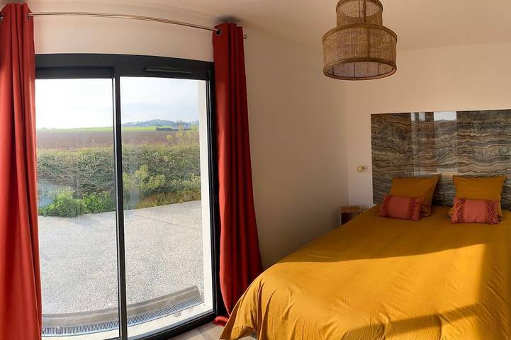 Location de vacances pour 6 personnes, avec jardin et balcon à Saint-Côme-de-Fresné - 3