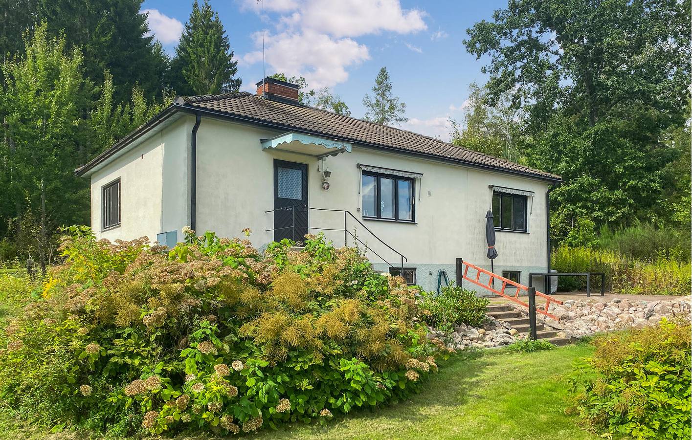 Ferienhaus für 9 Personen mit Garten in Kinda, Östergötland