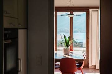 Villa for 6 Guests in Lake Lugano, Ticino, Picture 3