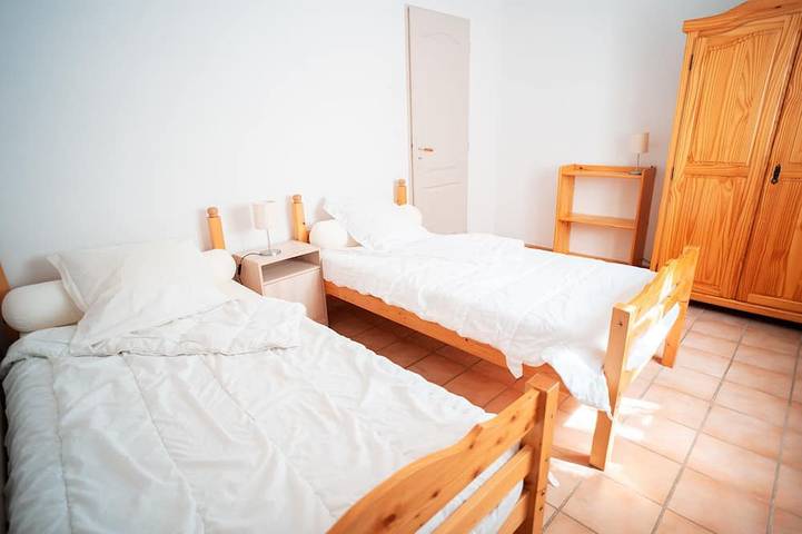 Location de vacances pour 6 personnes, avec Jacuzzi et Terrasse ainsi que Jardin et Piscine à Quissac - 3