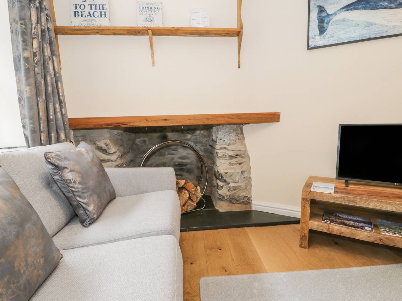 5 Tai Isa in Barmouth, Snowdonia